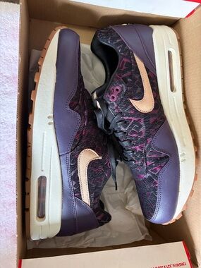 ✨ Nike Air Max 1 PRM – Purple Dynasty ✨ size 8 women’s - LIKE NEW with box
